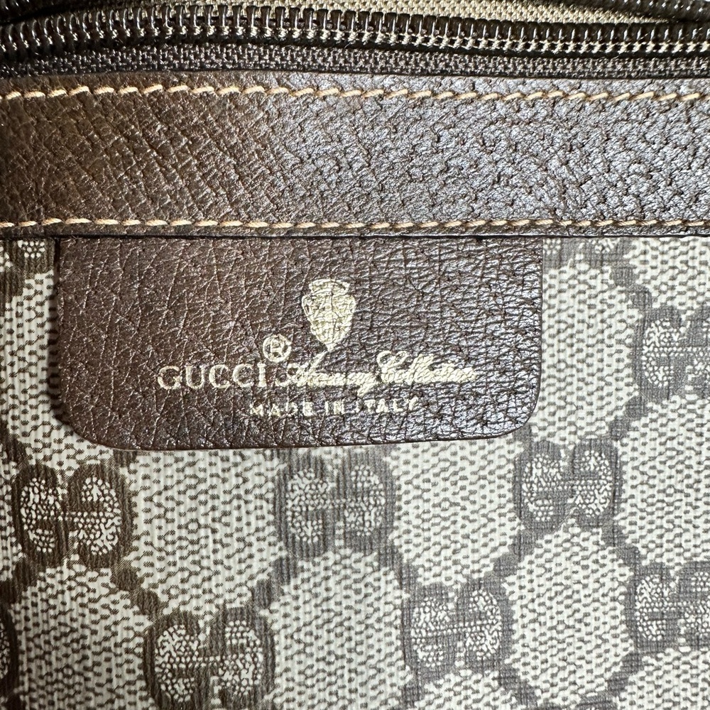 Gucci Shoulder Bag - Picture 9 of 10